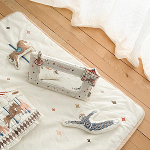 Развивающая игрушка-зеркало Cam Cam Copenhagen "Carousel", кремовая